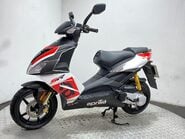 Aprilia SR 50 SR 50 R 16