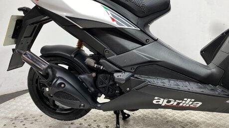Aprilia SR 50 SR 50 R 37