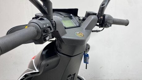 Aprilia SR 50 SR 50 R 49
