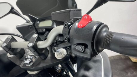Yamaha XJ6 XJ 6 F DIVERSION 11
