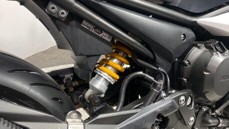 Yamaha XJ6 XJ 6 F DIVERSION 18