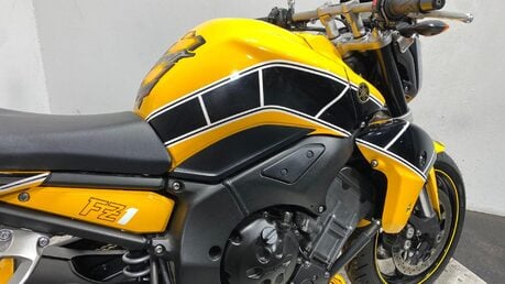 Yamaha FZ1 FZ1 N 23