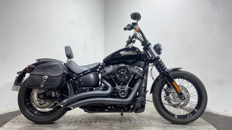 Harley-Davidson Dyna 1745 FXBB Street Bob Euro 4 1
