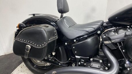 Harley-Davidson Dyna 1745 FXBB Street Bob Euro 4 10