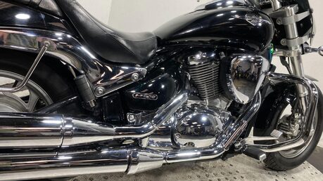 Suzuki Intruder 800 800 VZ 6