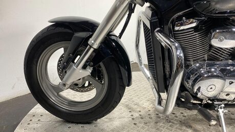 Suzuki Intruder 800 800 VZ 44