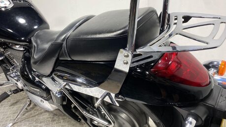 Suzuki Intruder 800 800 VZ 57