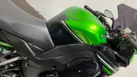 Kawasaki Z1000 SX ZX 1000 MGF ABS 19