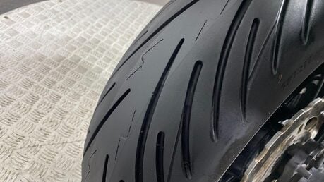 Kawasaki Z1000 SX ZX 1000 MGF ABS 31