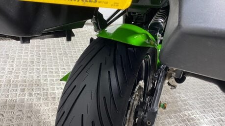 Kawasaki Z1000 SX ZX 1000 MGF ABS 32
