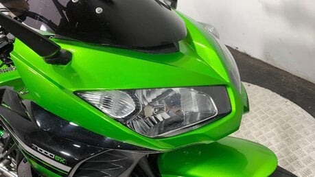 Kawasaki Z1000 SX ZX 1000 MGF ABS 41