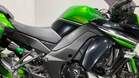 Kawasaki Z1000 SX ZX 1000 MGF ABS 47