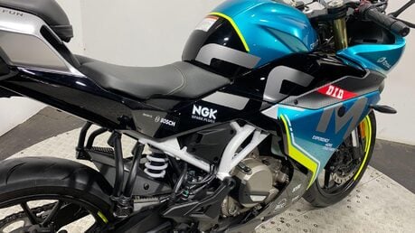 cf moto SR 300 SR 16
