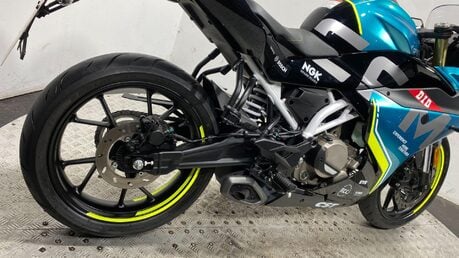 cf moto SR 300 SR 19