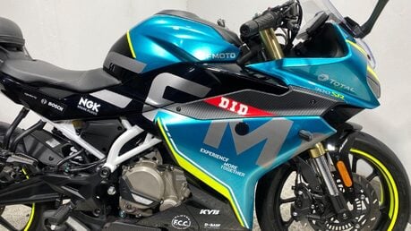 cf moto SR 300 SR 33
