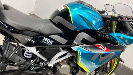 cf moto SR 300 SR 40