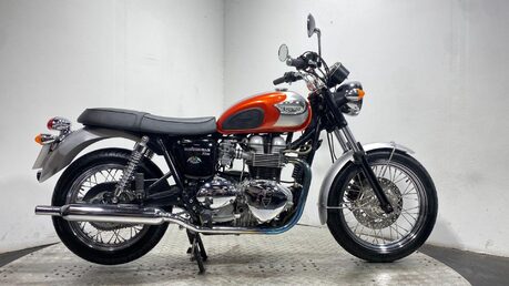 Triumph Bonneville BONNEVILLE T100 1