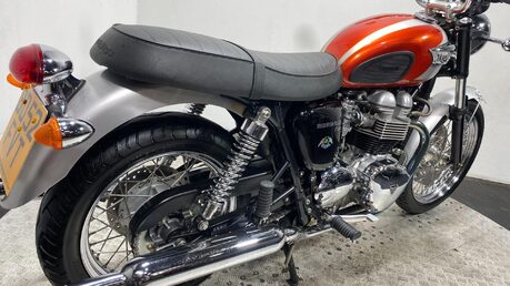 Triumph Bonneville BONNEVILLE T100 3