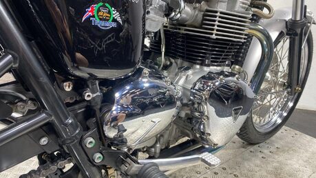 Triumph Bonneville BONNEVILLE T100 4