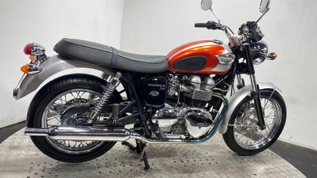 Triumph Bonneville BONNEVILLE T100 5