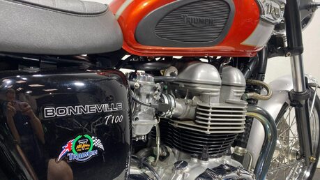 Triumph Bonneville BONNEVILLE T100 11