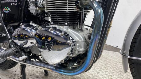 Triumph Bonneville BONNEVILLE T100 19
