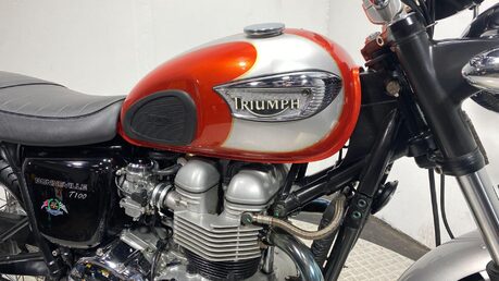 Triumph Bonneville BONNEVILLE T100 37