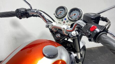 Triumph Bonneville BONNEVILLE T100 45