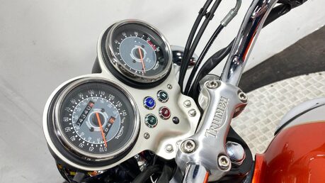 Triumph Bonneville BONNEVILLE T100 48