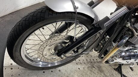 Triumph Bonneville BONNEVILLE T100 54