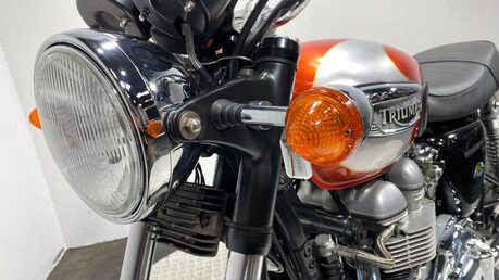 Triumph Bonneville BONNEVILLE T100 59