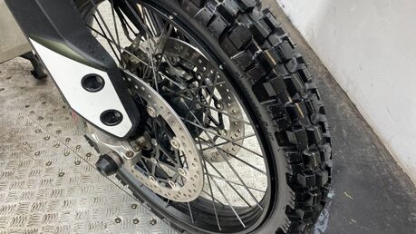 Triumph Tiger 900 TIGER 900 RALLY PRO 23