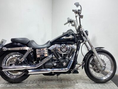 Harley-Davidson Dyna FXDB STREET BOB