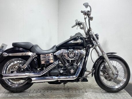 Harley-Davidson Dyna FXDB STREET BOB