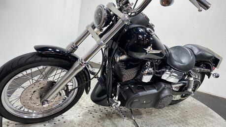 Harley-Davidson Dyna FXDB STREET BOB 3