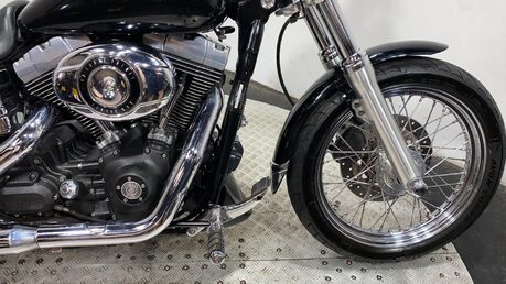 Harley-Davidson Dyna FXDB STREET BOB 7