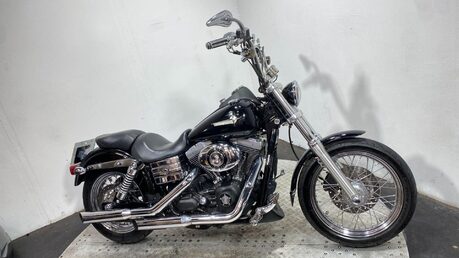 Harley-Davidson Dyna FXDB STREET BOB 8