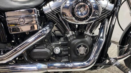 Harley-Davidson Dyna FXDB STREET BOB 12