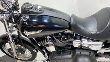 Harley-Davidson Dyna FXDB STREET BOB 26