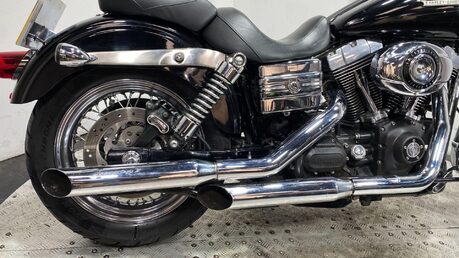 Harley-Davidson Dyna FXDB STREET BOB 37