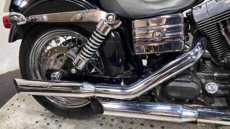 Harley-Davidson Dyna FXDB STREET BOB 38