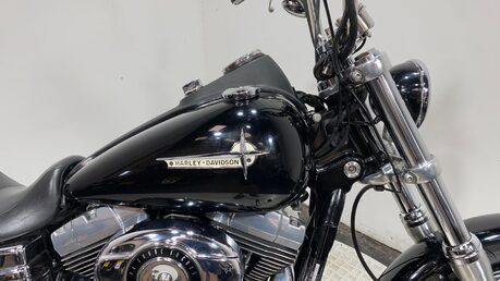 Harley-Davidson Dyna FXDB STREET BOB 42