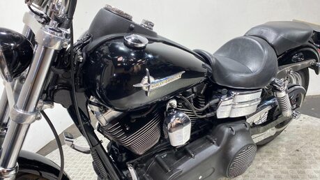 Harley-Davidson Dyna FXDB STREET BOB 46