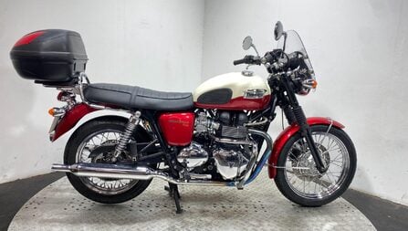 Triumph Bonneville 865