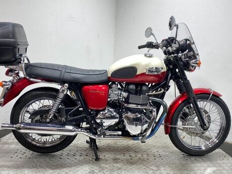 Triumph Bonneville 865