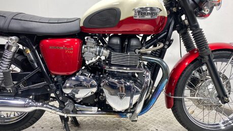 Triumph Bonneville 865 13