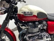 Triumph Bonneville 865 19