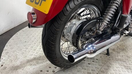 Triumph Bonneville 865 27
