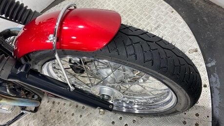 Triumph Bonneville 865 28
