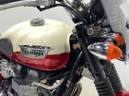 Triumph Bonneville 865 30
